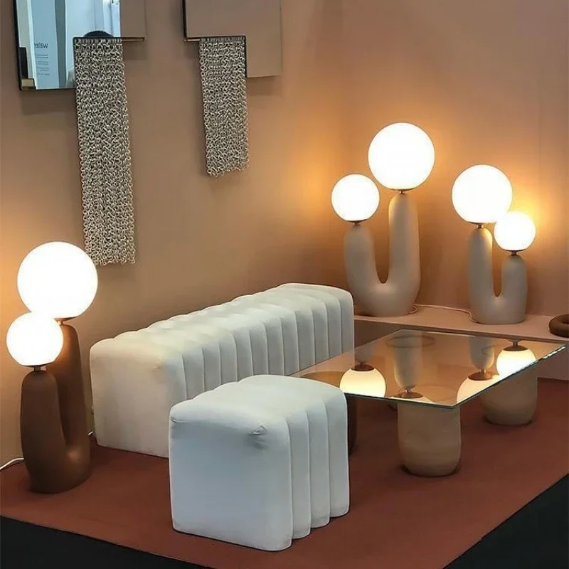 Lampada da Comodino per Camera - Resin Art On Floor recensione e prezzo