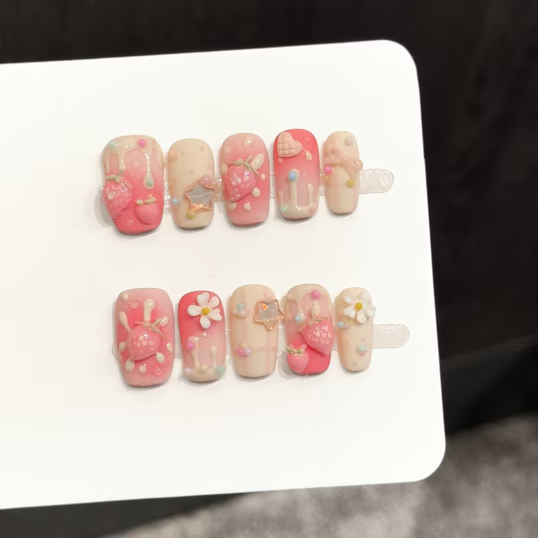 10 pezzi di unghie finte quadr - Resin Art Flowers recensione e prezzo
