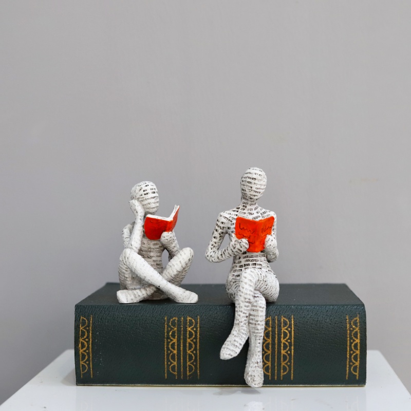 Statua Decorativa Donna Pensat - Resin Art And Design recensione e prezzo