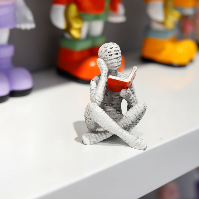Statua Decorativa Donna Pensat - Resin Art And Design recensione e prezzo