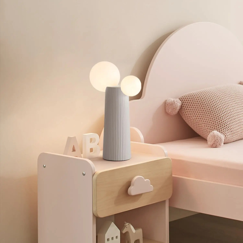 Lampada da Comodino in Stile C - Resin Art On Floor recensione e prezzo